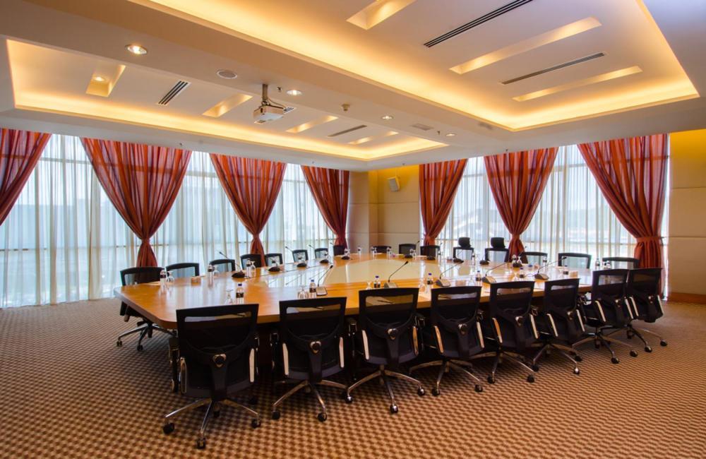 Zenith Hotel Kuantan Exterior foto Meeting room