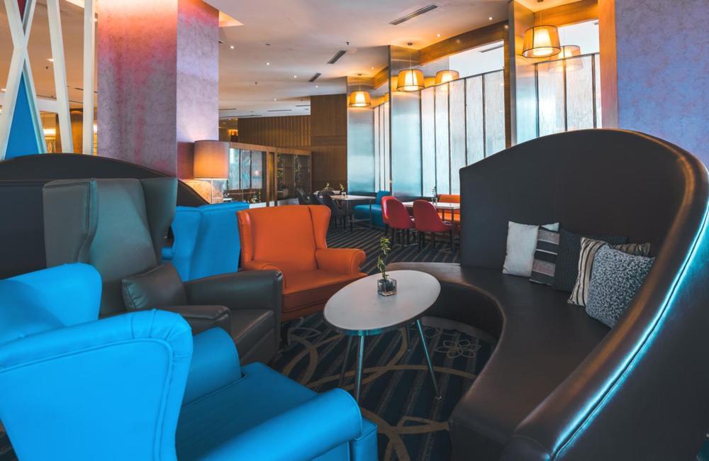 Zenith Hotel Kuantan Exterior foto The lounge at KLIA
